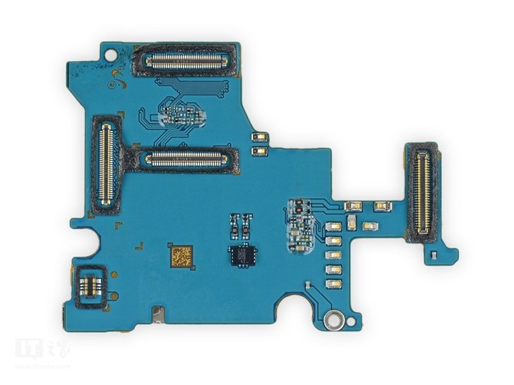 iFixit 再拆三星 Galaxy Fold:胶水太多,维修不易