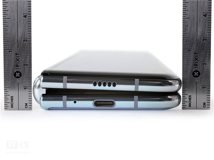 iFixit 再拆三星 Galaxy Fold:胶水太多,维修不易
