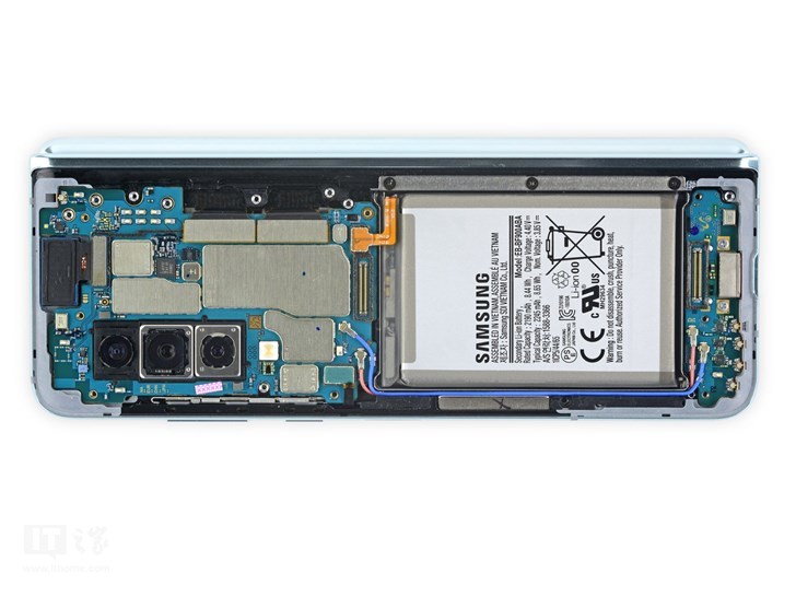 iFixit 再拆三星 Galaxy Fold:胶水太多,维修不易