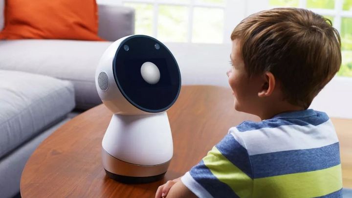 家庭社交机器人鼻祖jibo卖身记:高开低走的一生,都经历了什么?